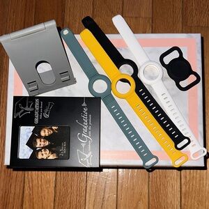 AirTag Bands Set in Yellow, White, Black and Teal & Pet tag